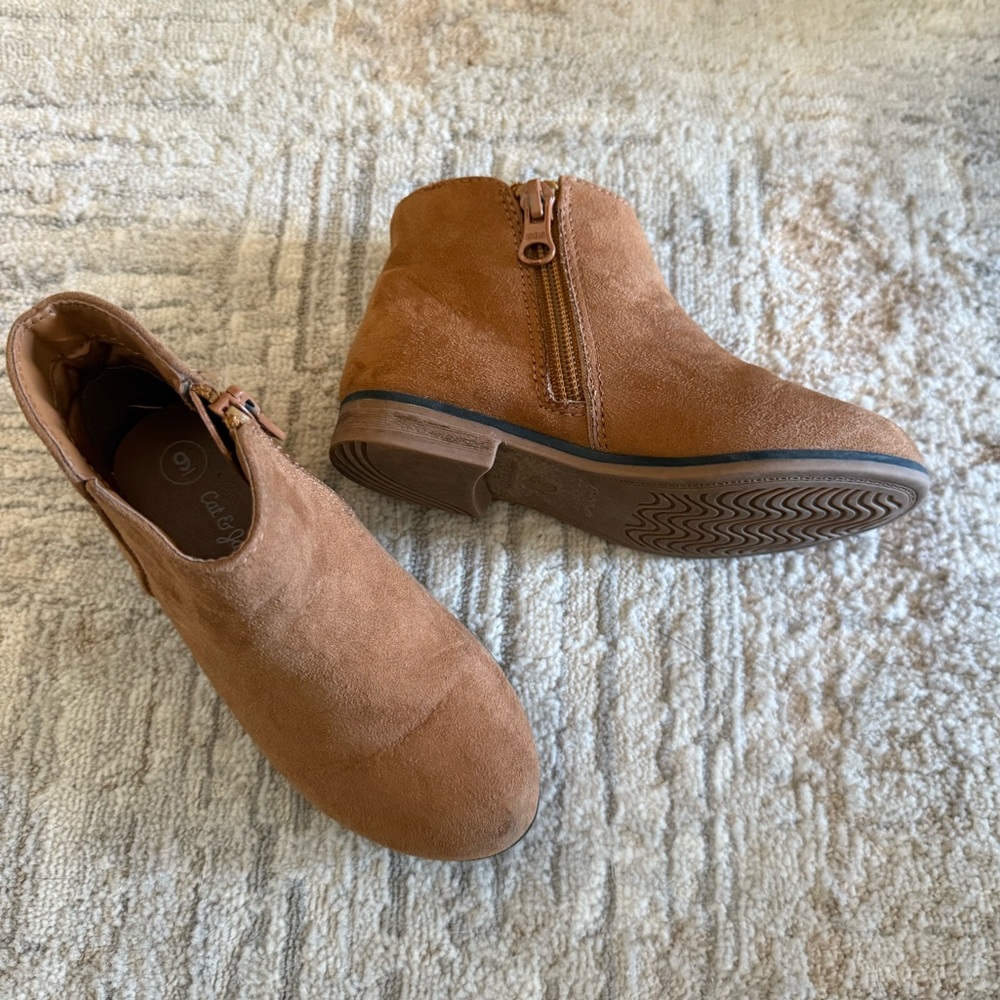 Cat & Jack Tan Kids Boots with Side Zipper